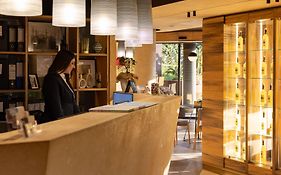 Alevic Hotel  4*
