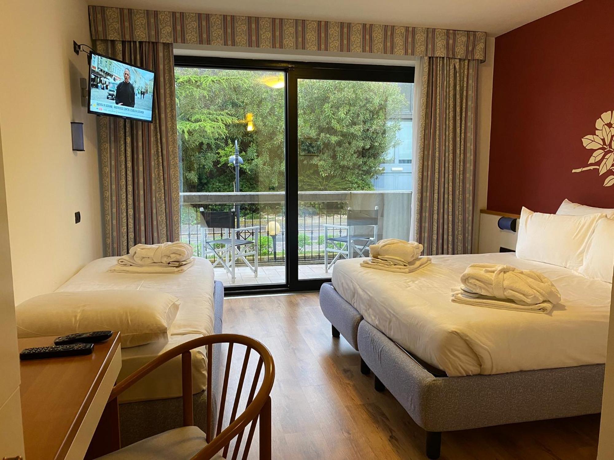 Alevic Hotel Sirmione Exterior foto